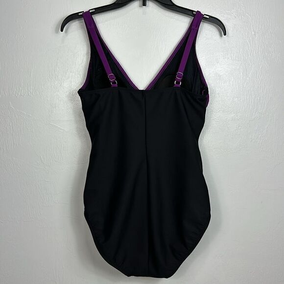 Miraclesuit Color-Block Megan Tummy Control One-Piece Swimsuit 10 - Picture 4 of 9